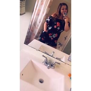 Meet your Posher, Sabrina